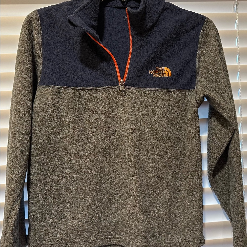 Youth boys north face quarter zip fleece